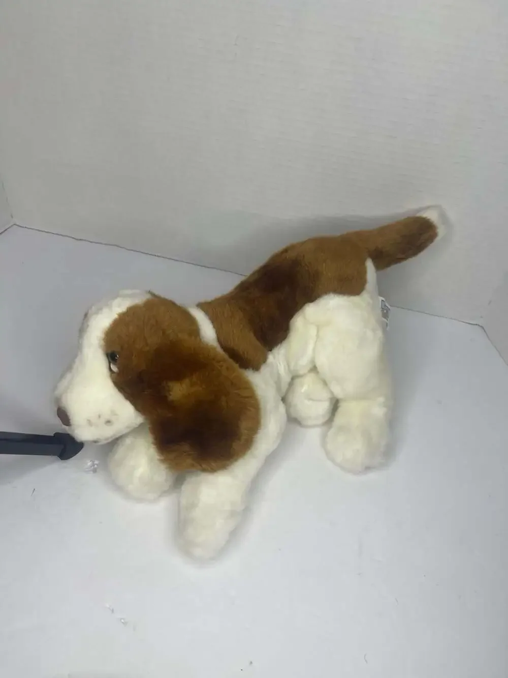 Animal Alley Basset Hound Plush Dog Toy